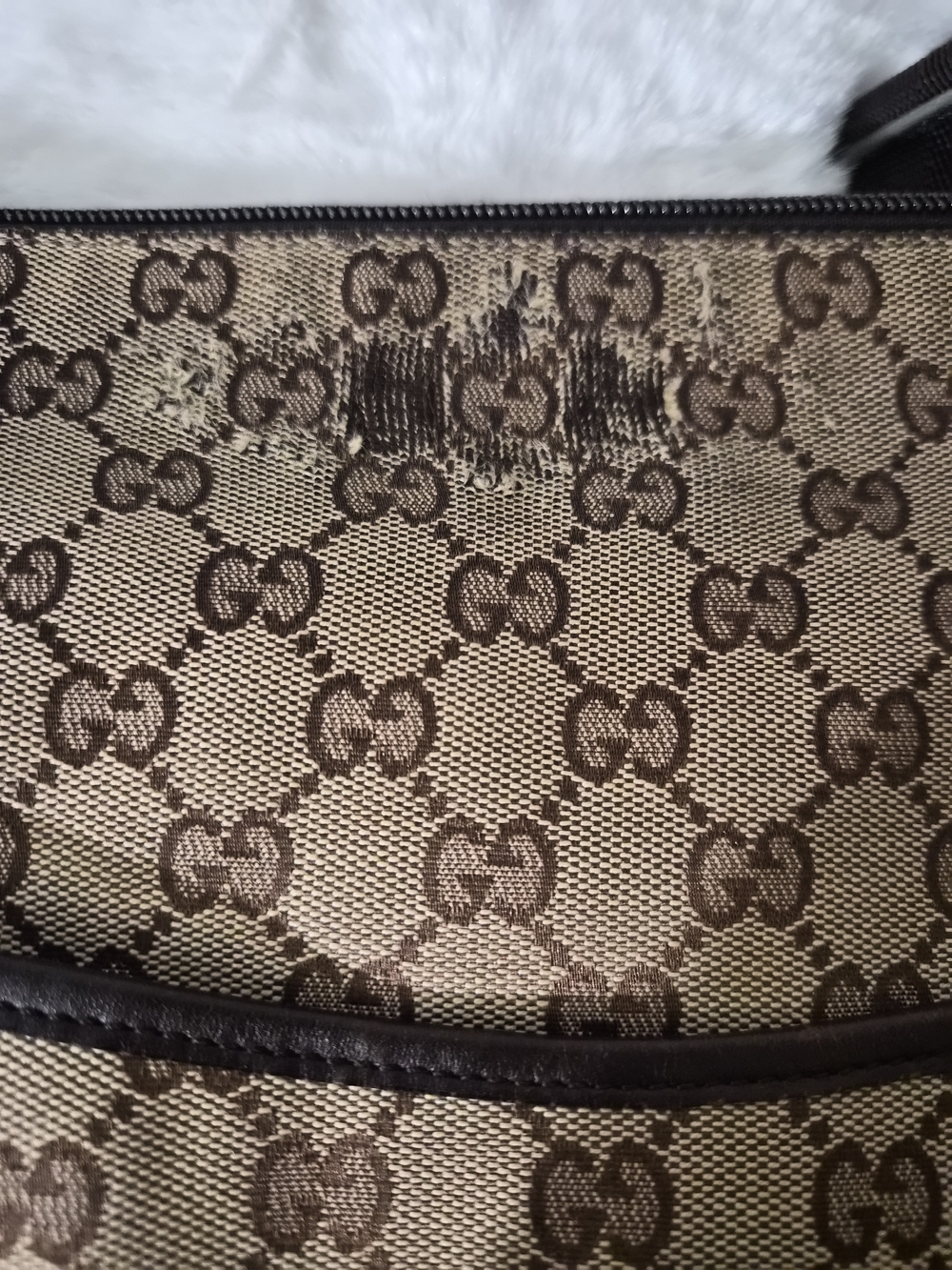 PROJECT... Gucci Beige/Brown Monogram Crossbody Bag - Picture 2 of 16